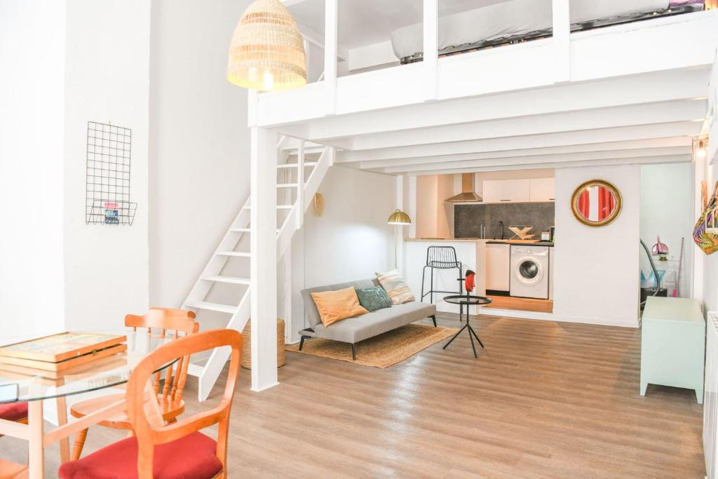 Spacious apartment with wonderful view - Welkeys