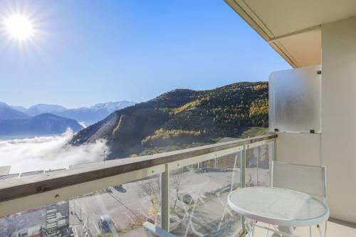 Spacious apartment with wonderful view - Welkeys
