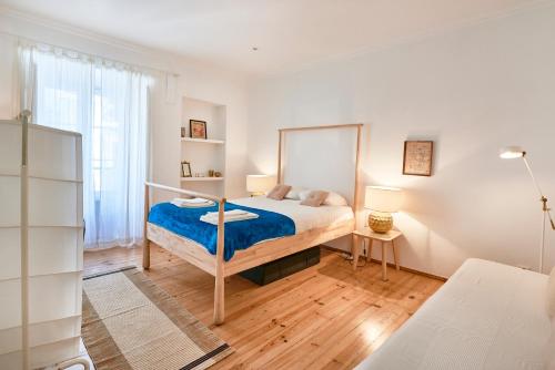 Spacious Bairro Alto Apartment With Courtyard, By TimeCooler