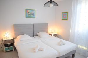 Spacious bright and quiet nest with terrace