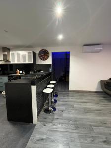 spacious flat/4br near orly airport