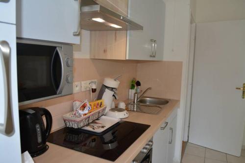 Spacious Flat Garden&Parking 5min Basel Tram Bus Airport