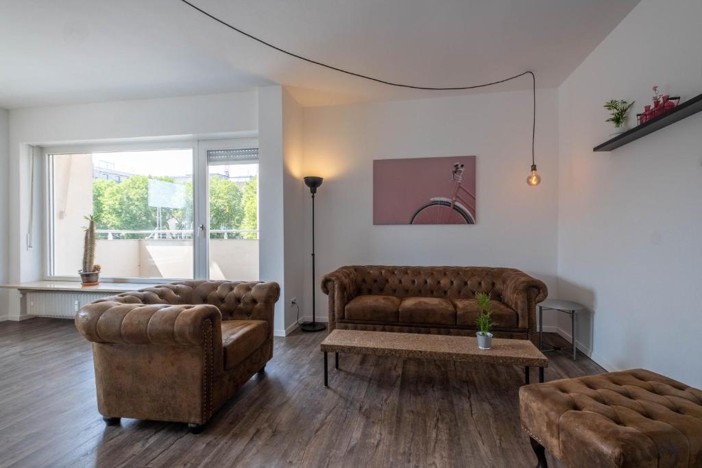 Spacious Flat 10 Bahnhofplatz 2. OG, 76137 Karlsruhe