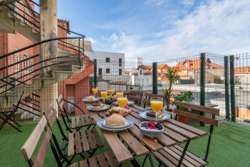 Spacious Fresh Flat w/ Terrace - Near Sea