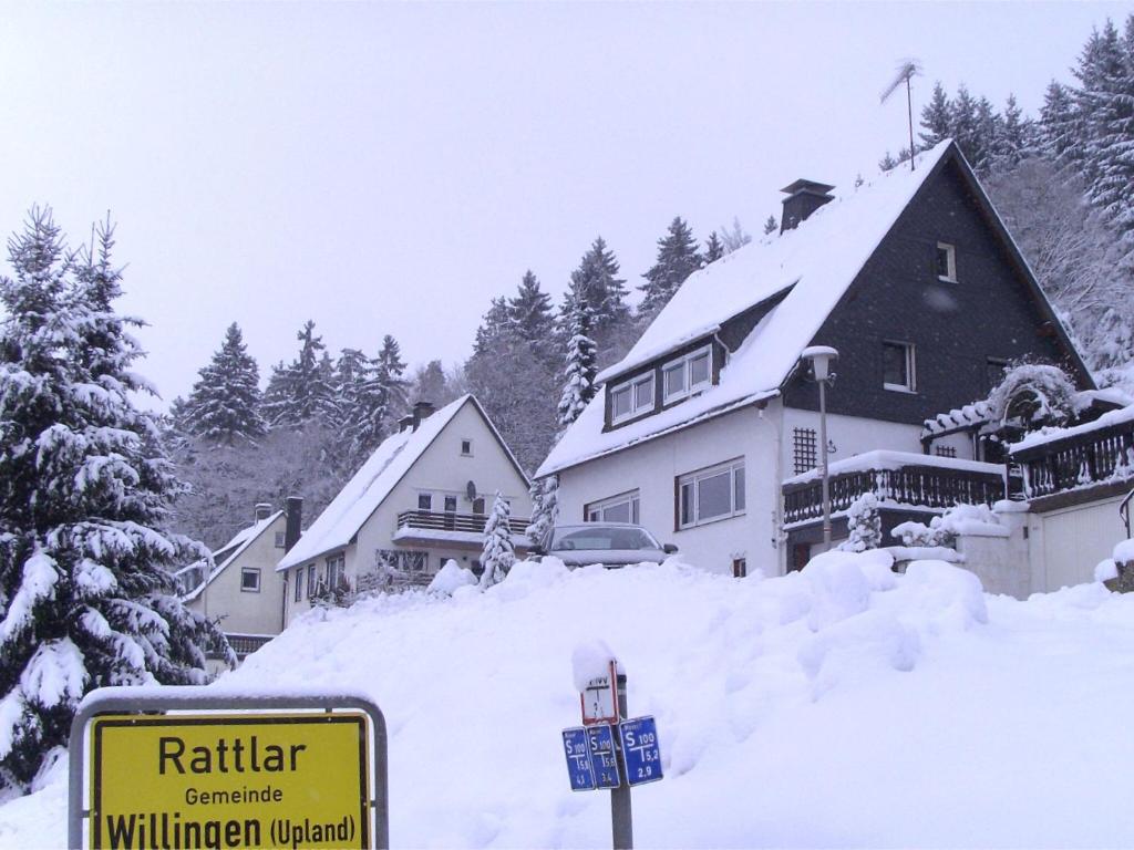 Appartement Spacious holiday home in Rattlar with terrace  34508 Willingen