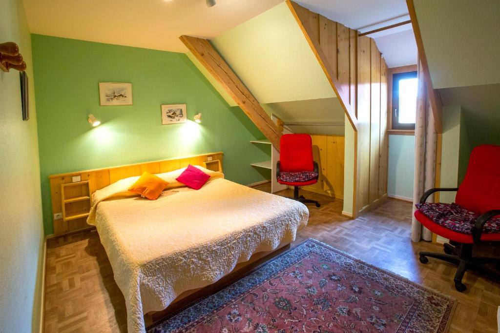 Spacious modern 2 bedroom flat great location old town + lake