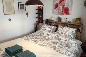 Spacious quiet cocoon in Sète - near the port