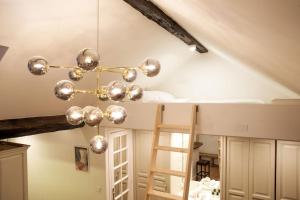 Spacious studio in Paris Hyper Center - Smart TV & WIFI - 4P