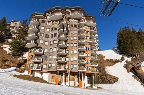 Spacious Stylish apartment for 8 by Avoriaz Chalets