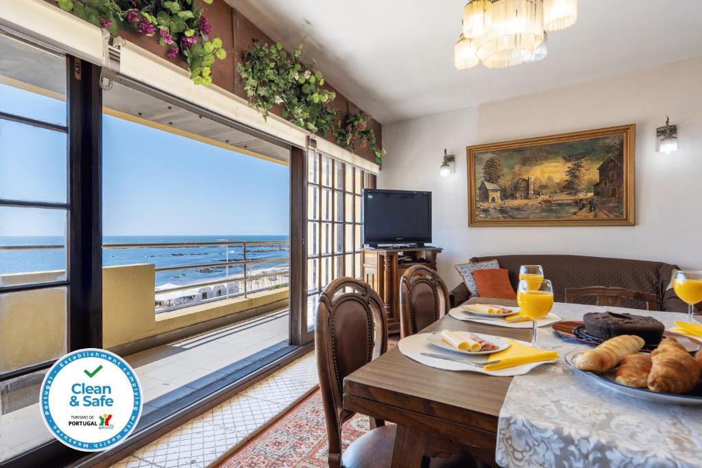 Appartement Spacious & Sunny Vintage Apartment at the Beach 10 Avenida Infante Dom Henrique 2º piso 4480-670 Vila do Conde