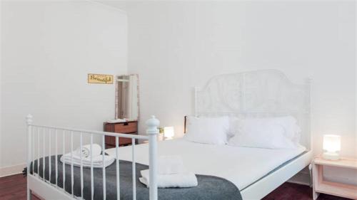 Spacious Tailor Made Bairro Alto