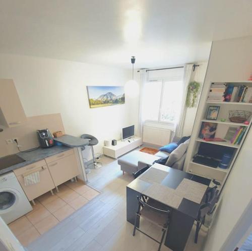 Spectacular flat at Paris LaDefence 2 Rooms