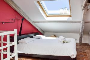 Splendid duplex with view on the Eiffel Tower - Paris - Welkeys