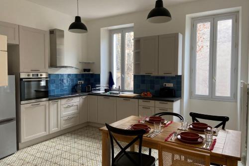Splendid housing in the center of Toulon