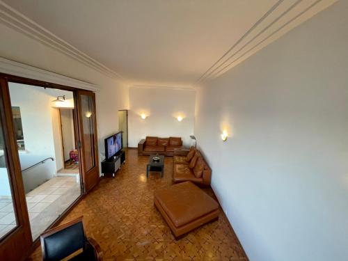Splendid sea front Villa apartment TOP Location