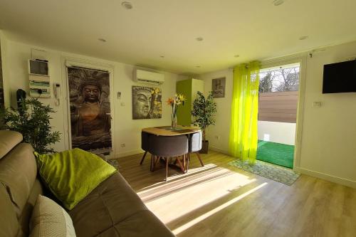 Splendid studio with AC and terrace - Dodo et Tartine