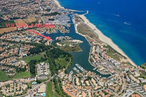 St Cyprien Marina grande terrasse climatisation