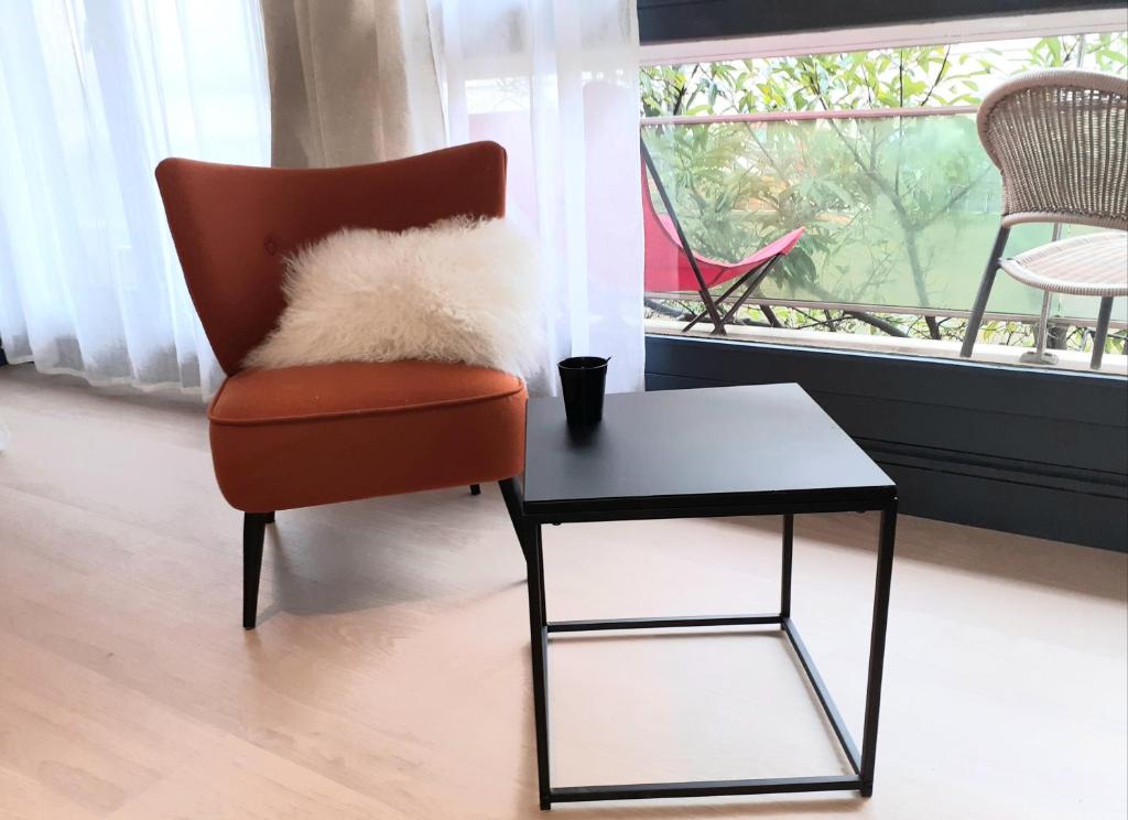 Appartement St Germain en Laye- La défense 17mn -STUDIO FIBRE -Terrasse 29b Rue Victor Hugo 78230 Le Pecq