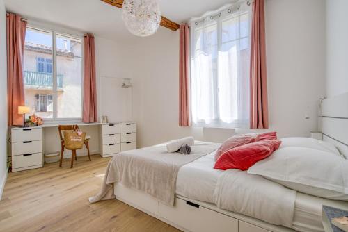 ST JOBIS - Charmant appartement, moderne et refait à neuf, Vieux-Nice