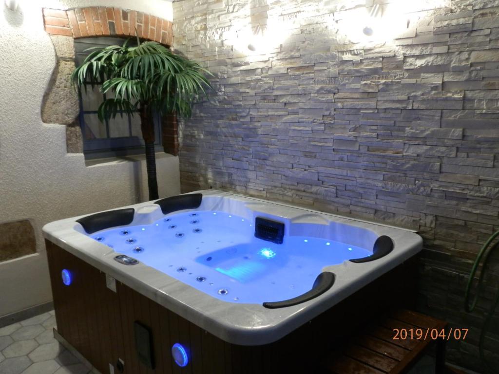 St Joseph · Great holiday flat - old town for 4