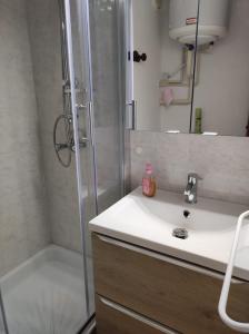 St Pierre La Mer,Appartement T2 en residence calme