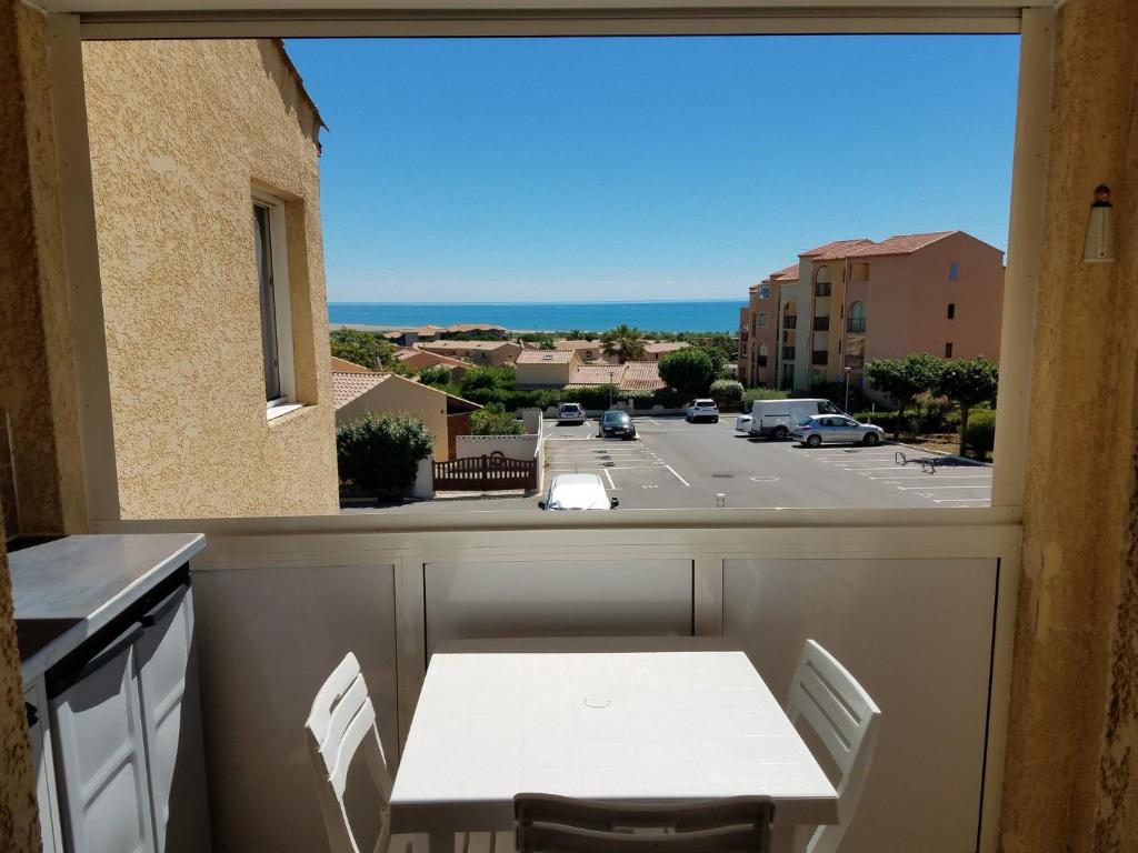 Appartement St Pierre La Mer, VUE SUR MER, Quartier calme, T2 Bâtiment J, Étage 1, Saint Pierre La Mer 183 Résidence de le Méditerranée 11560 Fleury