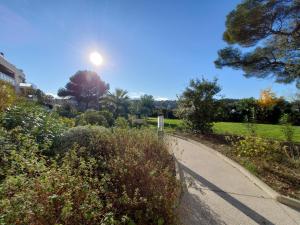 St RAPHAEL Studio 30m2 Climatise 3 personnes Pisci