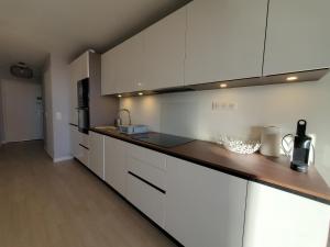 St Raphael Studio coin nuit 30m2 Climatise 3p vu
