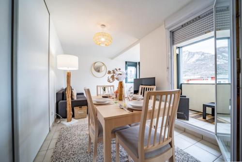 Standing Europole, garage privé, calme, netflix