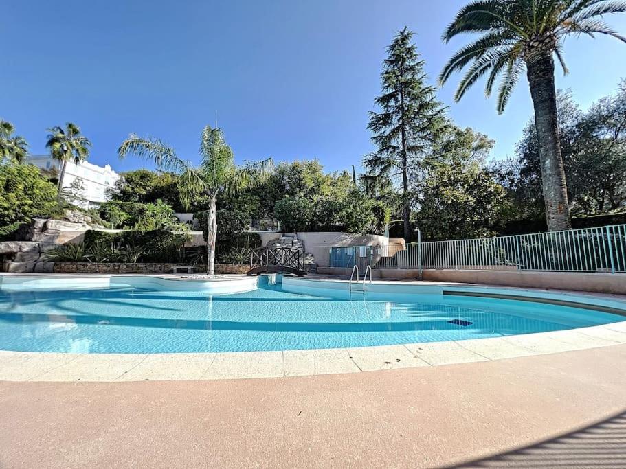 Standing Rez de jardin 44 Avenue Prince de Galles, 06400 Cannes