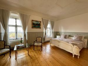 Stay in a Historical Palace! Apartment in a Palace