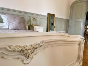 Stay in a Historical Palace! Apartment in a Palace