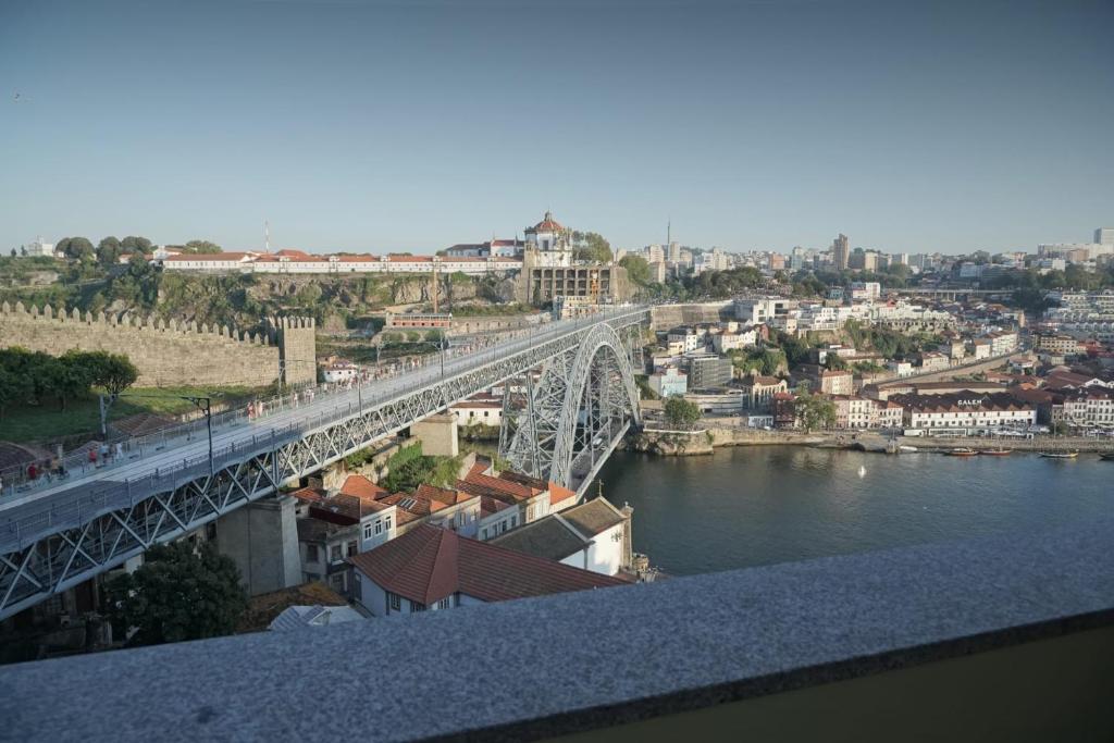 Appartement Stay In Apartments - D. Hugo 23 23 Rua de Dom Hugo 4050-305 Porto