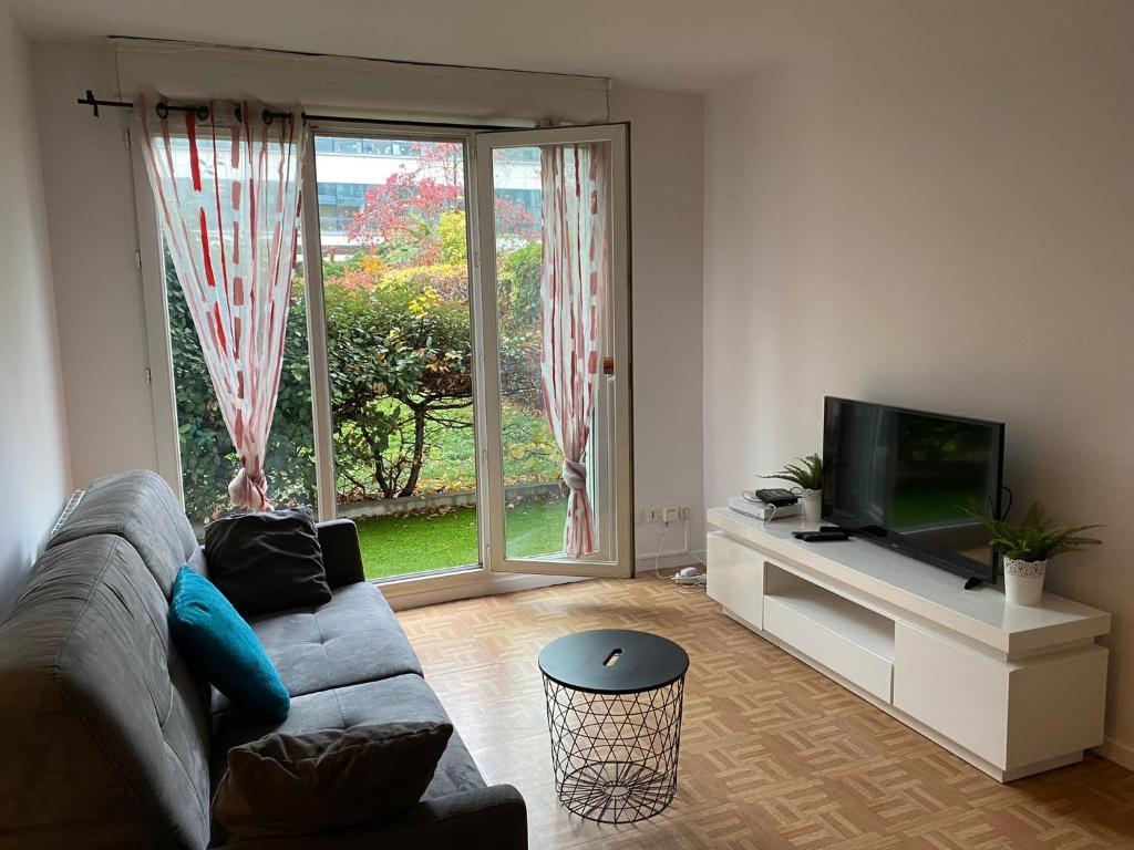 StayLib - Garden Flat 45m2 Paris Stade de France 9 Rue Jesse Owens, 93200 Saint-Denis