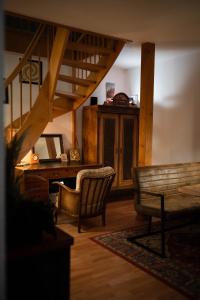 stilvoll eingerichtete Maisonette Wohnung