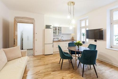 Stilvoll & ruhig - Zentrale TOP-Lage - King Bett