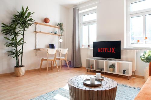 Stilvolles Apartment mit Balkon / Netflix + WIFI & zentrumsnah
