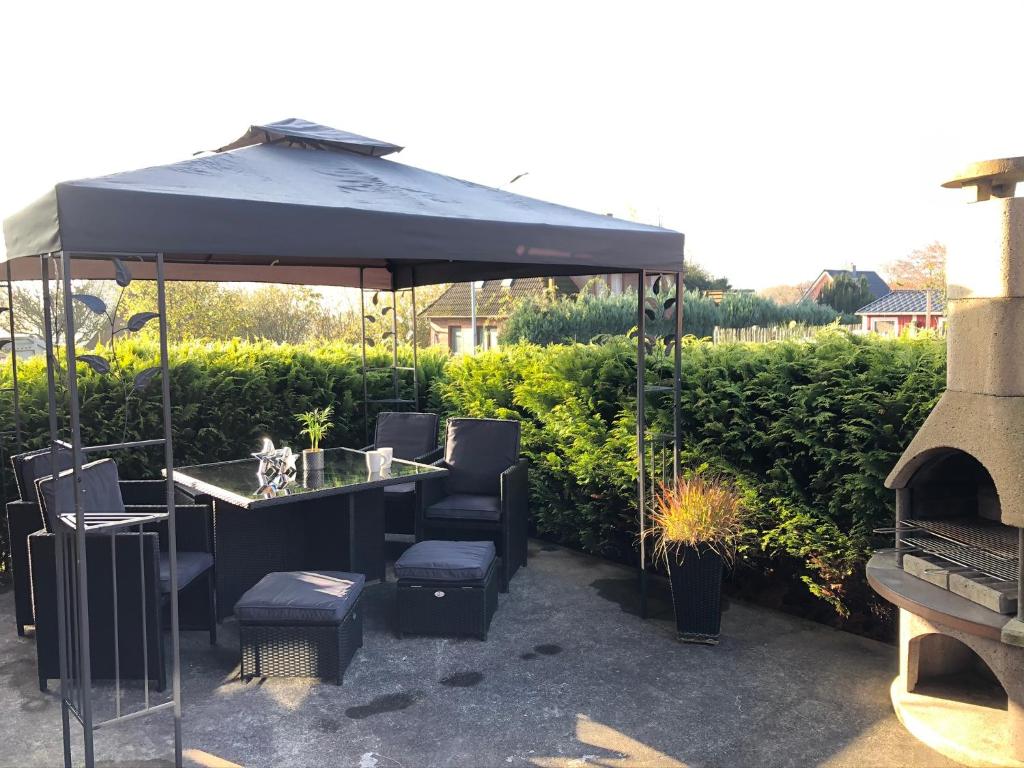 Appartement Storchenparadies Röthel 14 Hersbarg Rechter Eingang 24861 Bergenhusen