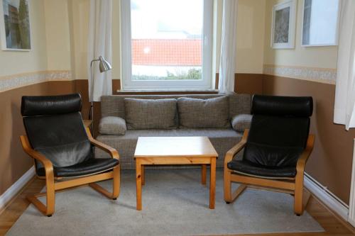 STR81b Ferienwohnungen Steinmetz - Landseite