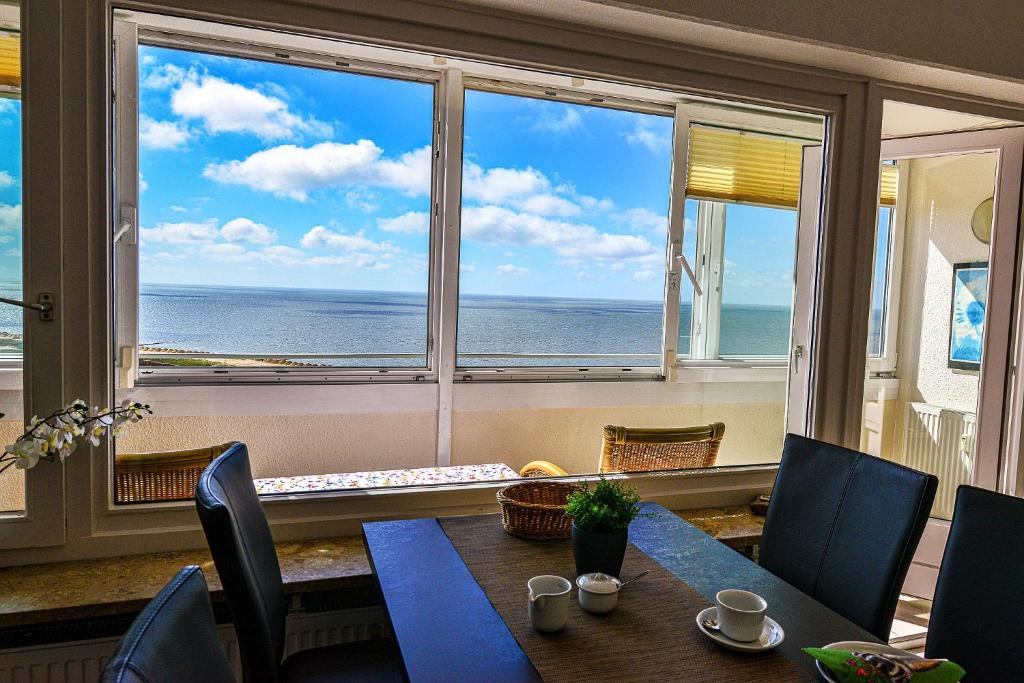 Appartement Strandhochhaus SF11 Hans-Claußen-Straße 19 27476 Cuxhaven