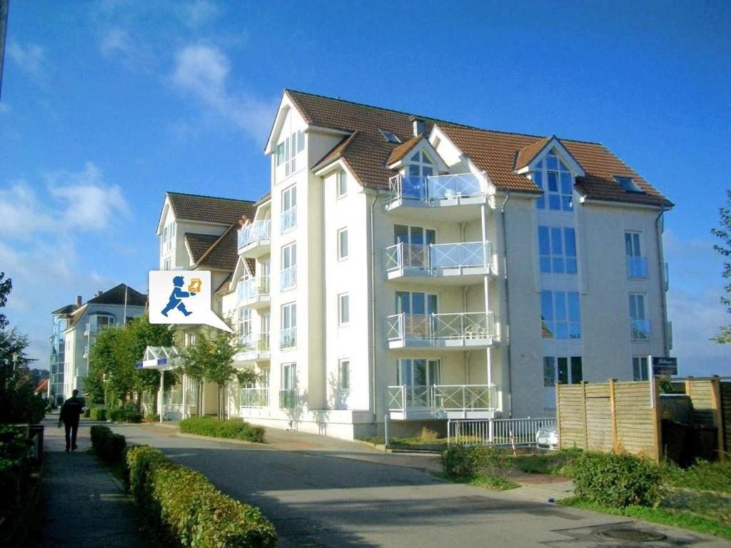 Strandhotel 19 Strandstraße 5, 24235 Laboe