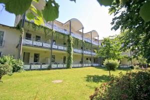 Appartement Strandresidenz Brandenburg FeWo 14 , (inkl.Sauna- u.Schwimmbadnutzung im AHOI Sellin) Strandstraße 7 18586 Göhren Mecklembourg-Poméranie