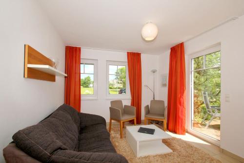 Strandresort Rex Rugia Haus 29 - FeWo 04 , inklusive Sauna und Schwimmbadnutzung im AHOI Sellin