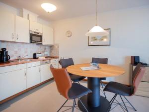 Strandvillen Binz - 1-Raum-Appartement mit Meerblick und Balkon SV 763