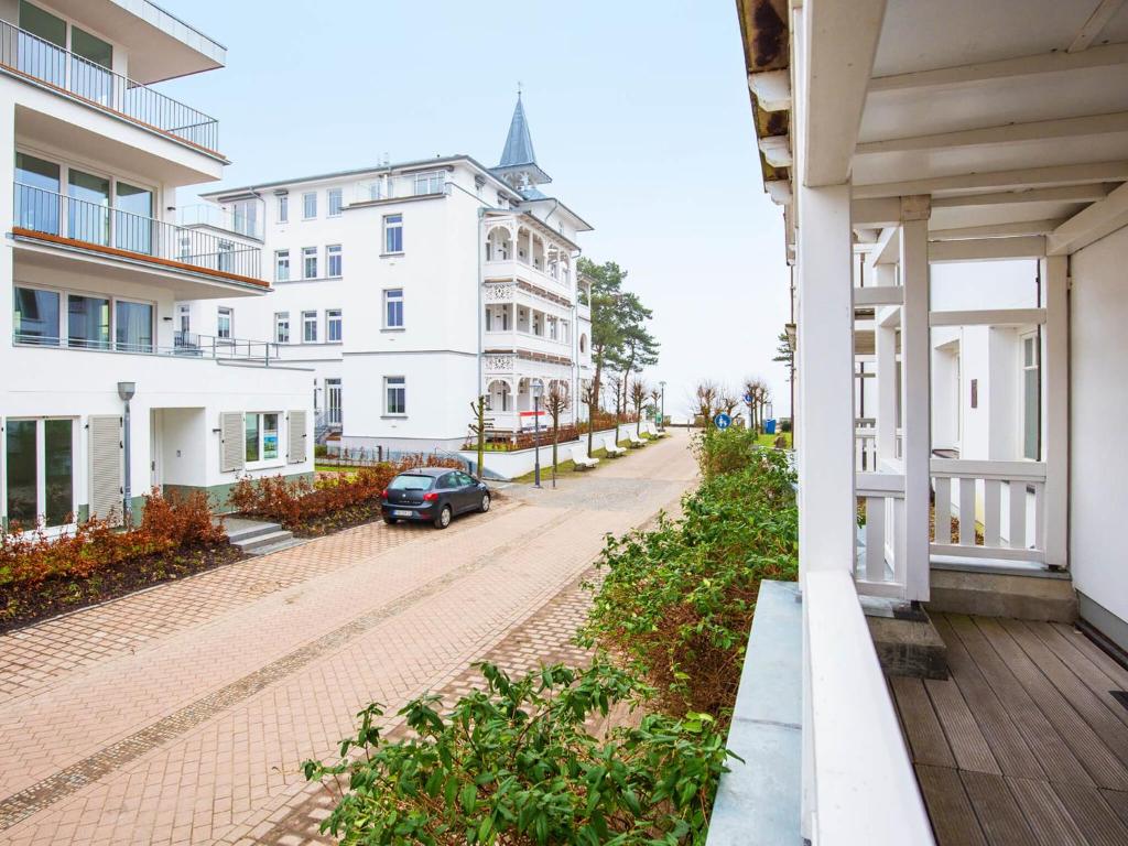 Strandvillen Binz - Appartement mit 1 Schlafzimmer und Balkon AH 562 Dollahner Straße 55, 18609 Binz