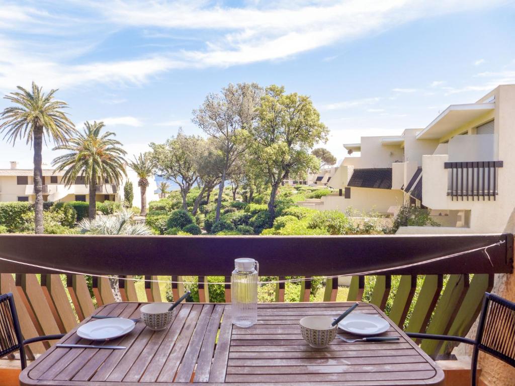 Strandvillen Binz - Appartement mit 1 Schlafzimmer und Balkon AH 623