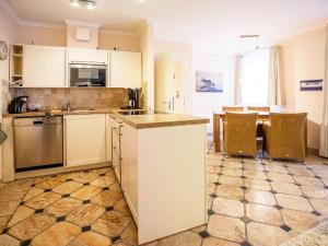 Strandvillen Binz - Appartement mit 2 Schlafzimmern und Balkon SV 755