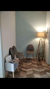 Stuckverzierte, zentrumsnahe Wohnung im Süden