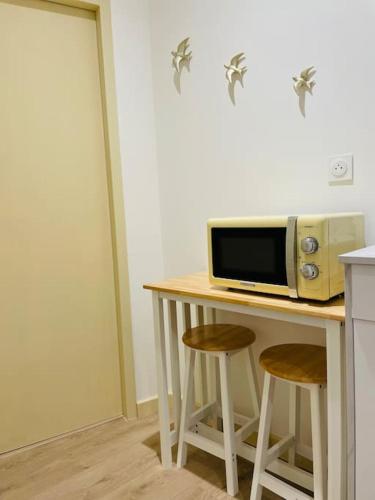 Studio 14