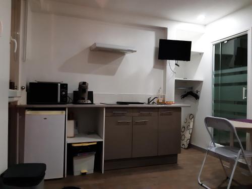 Studio 2 cosy vue port à deux pas de Nausicaa